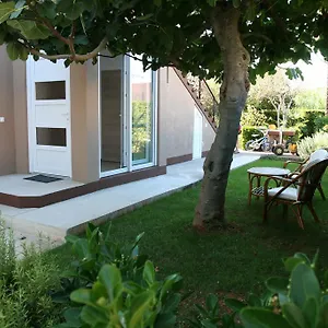 Tiana Apartman