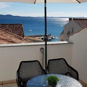Rustic House Diklo 20m From The Sea Apartman